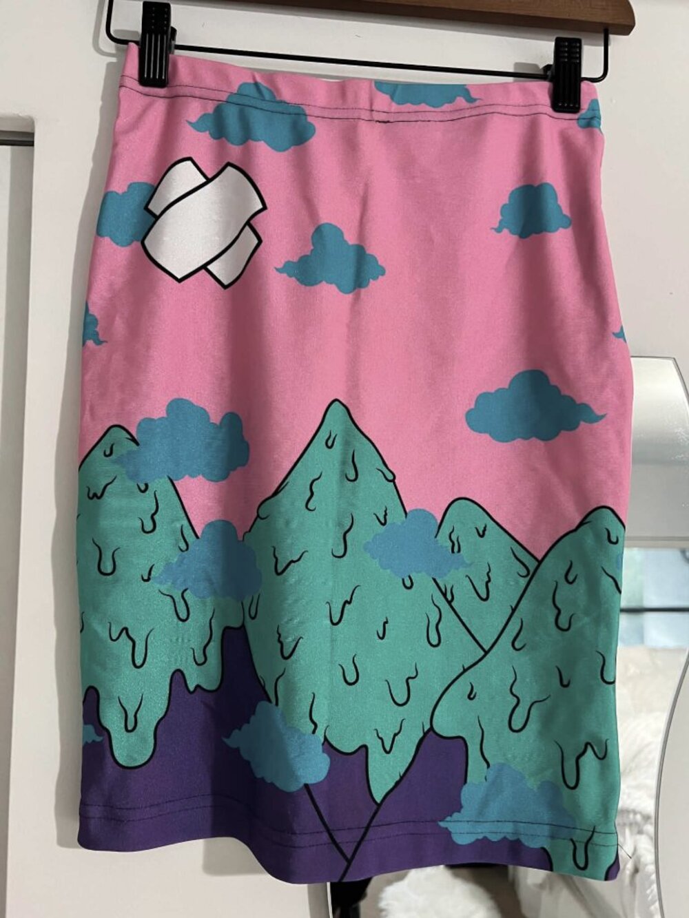 Reversible Bear Mountain printed skirt, size S